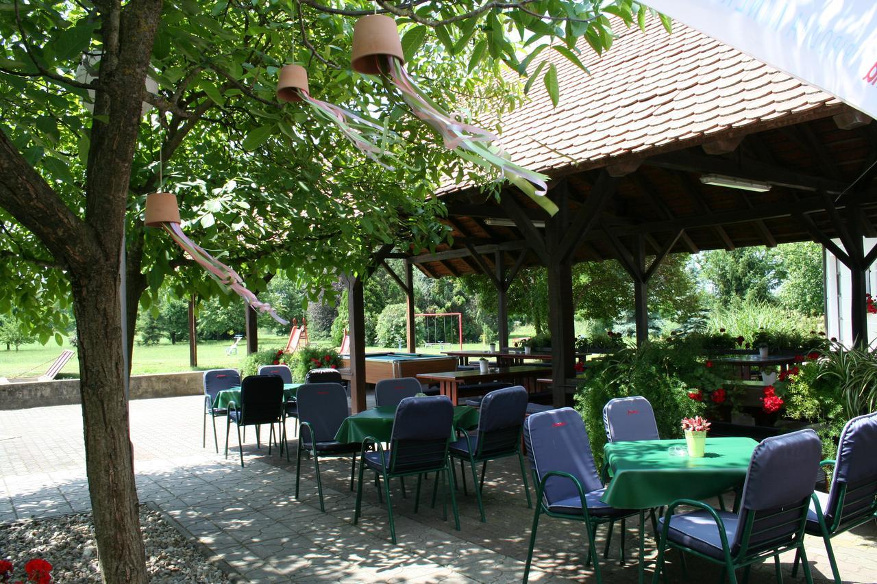 Hotel Golf Donji Vidovec Bagian luar foto